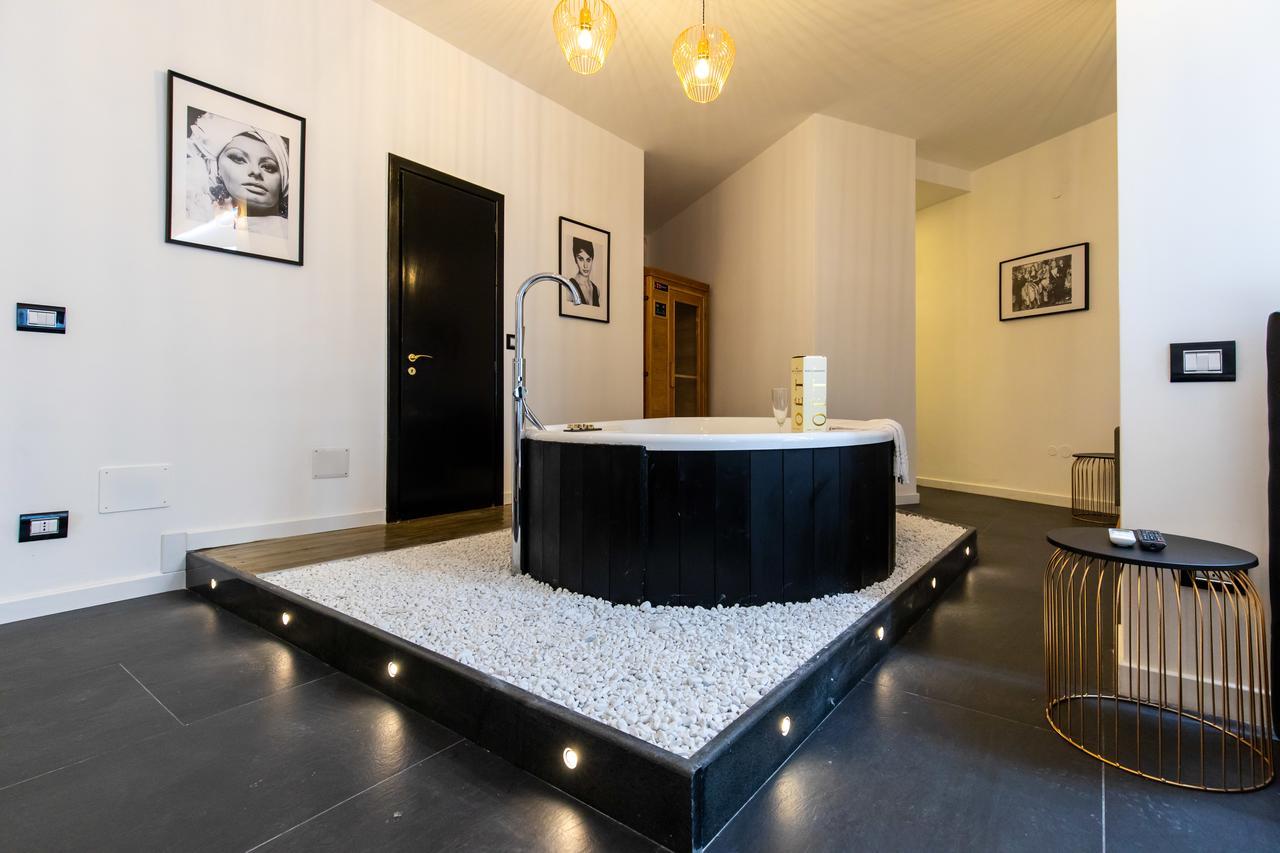 נאפולי Muni Boutique Flat By Babylon Stay מראה חיצוני תמונה